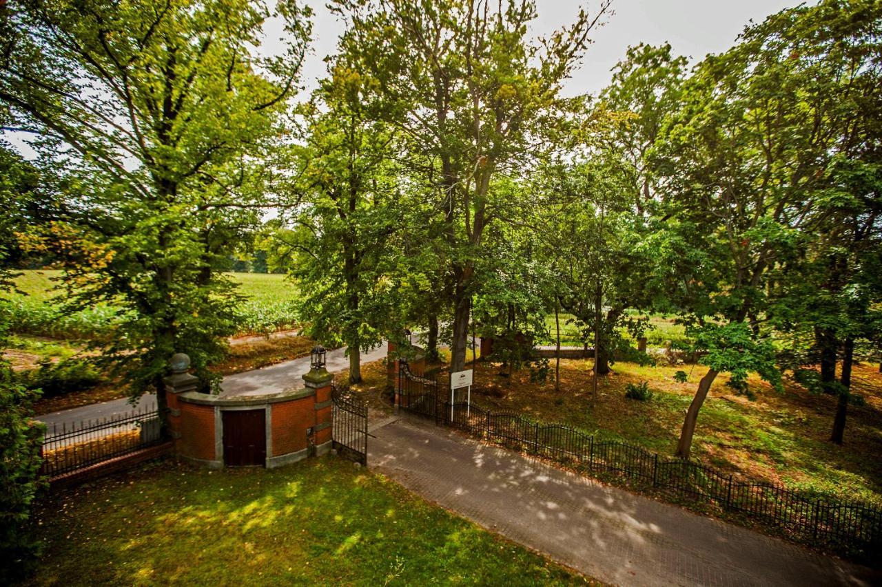 Palac Wąsowo Exterior foto